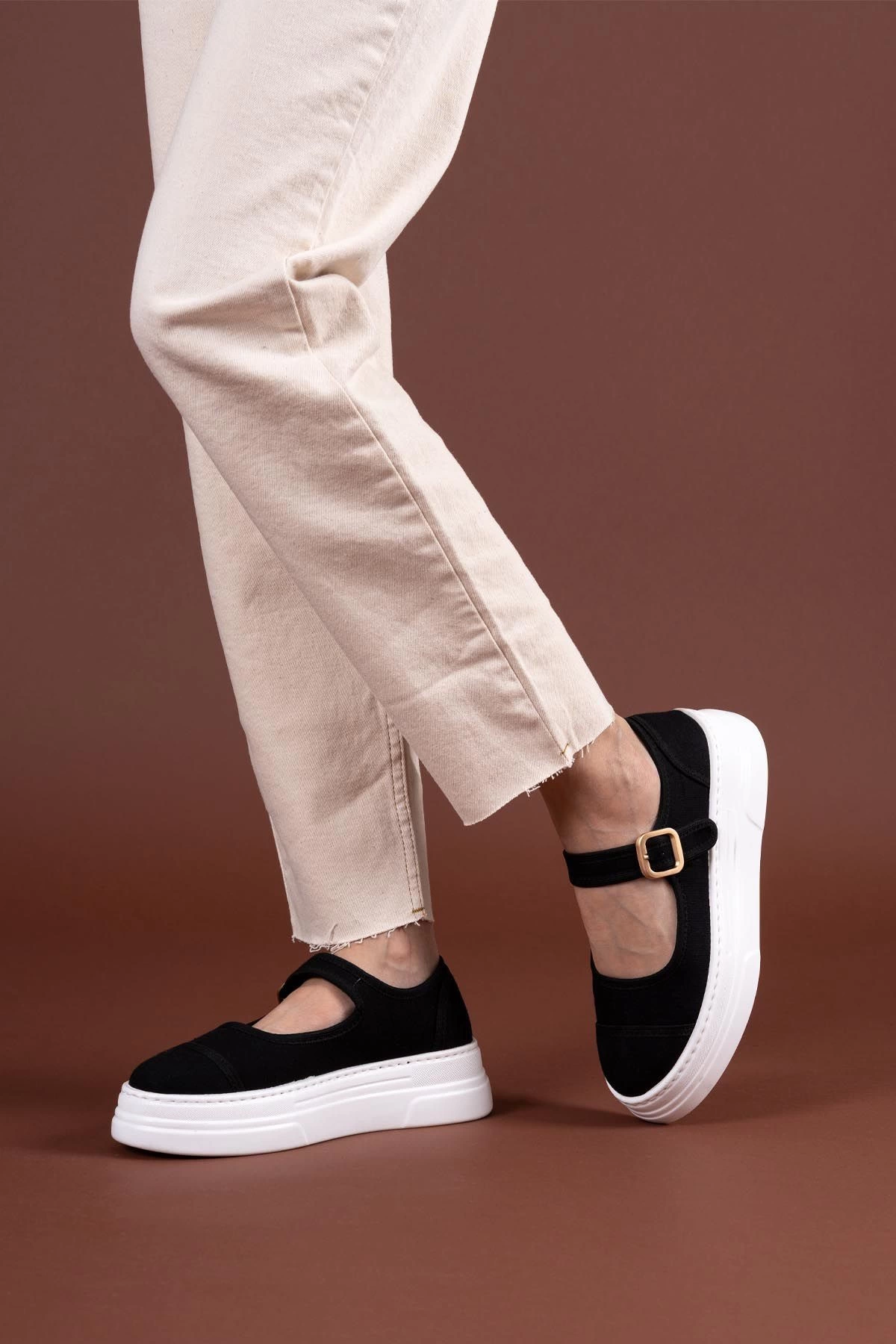 Lunni Siyah Keten Spor Ayakkabı