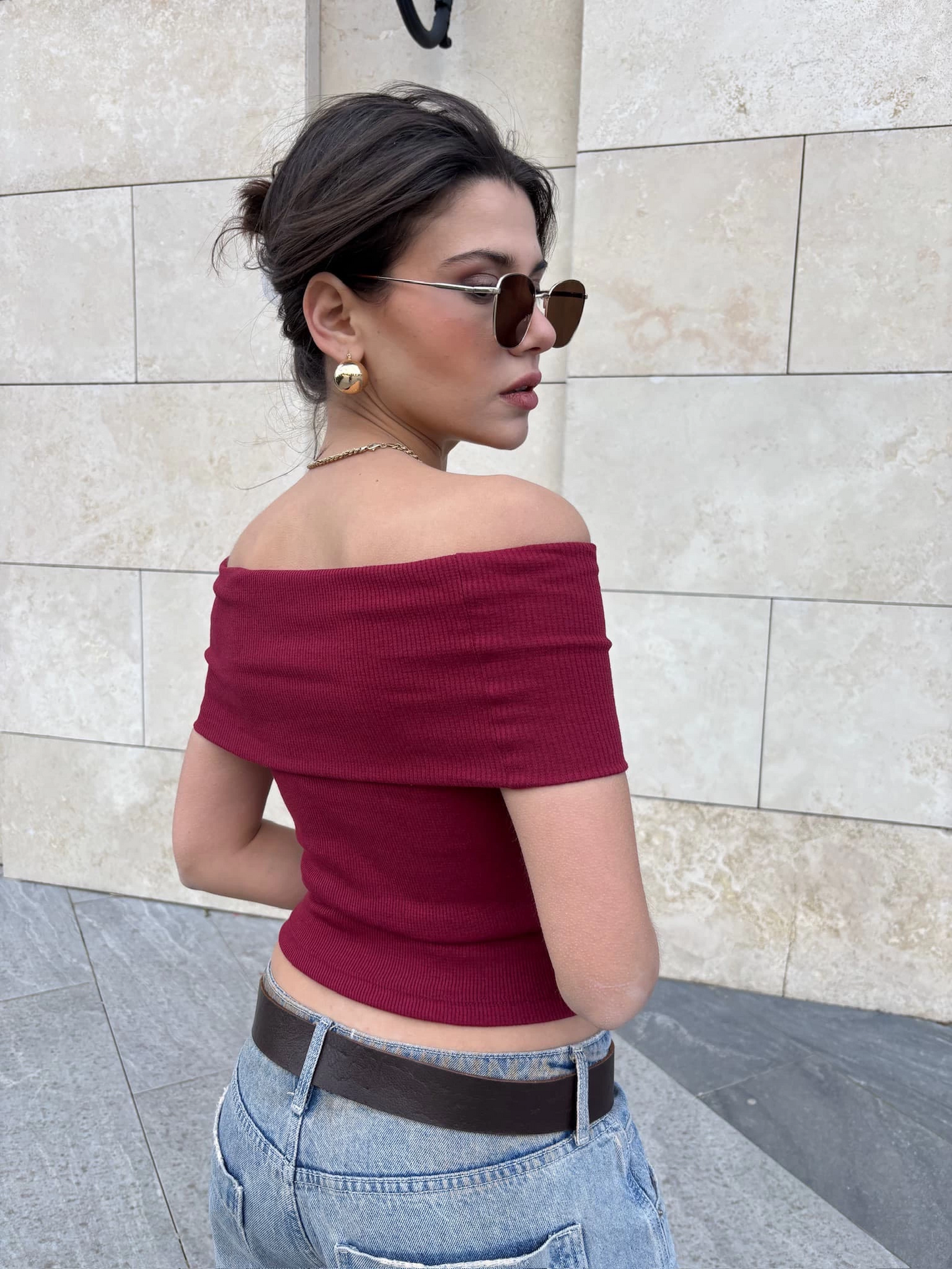 Madonna yaka sıfır kol bluz