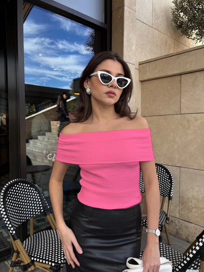 Madonna yaka sıfır kol bluz pembe