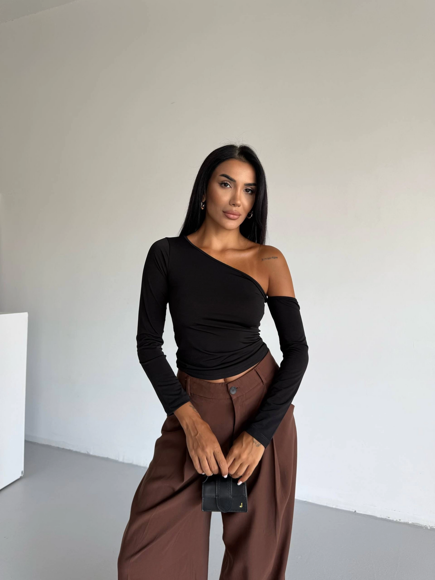 Omuz detaylı kollu bluz siyah f2336