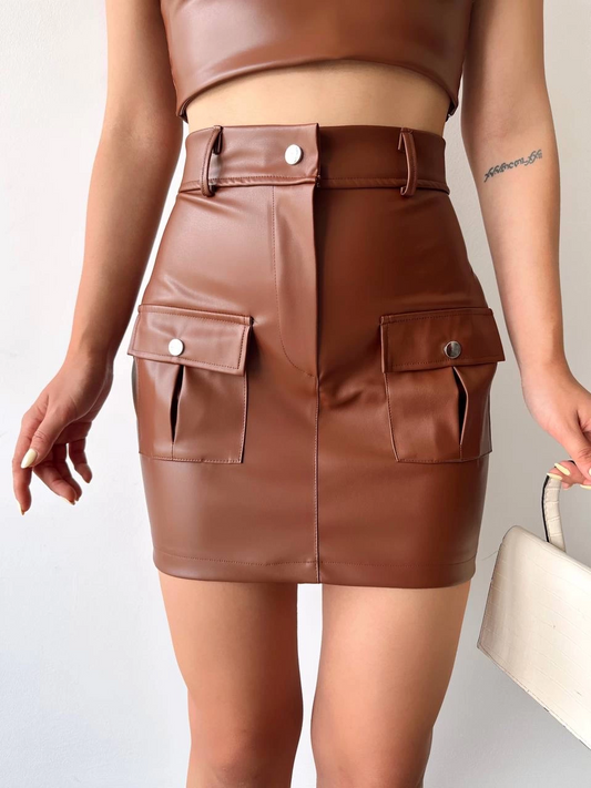 Önden iki cepli deri etek kahve h240040