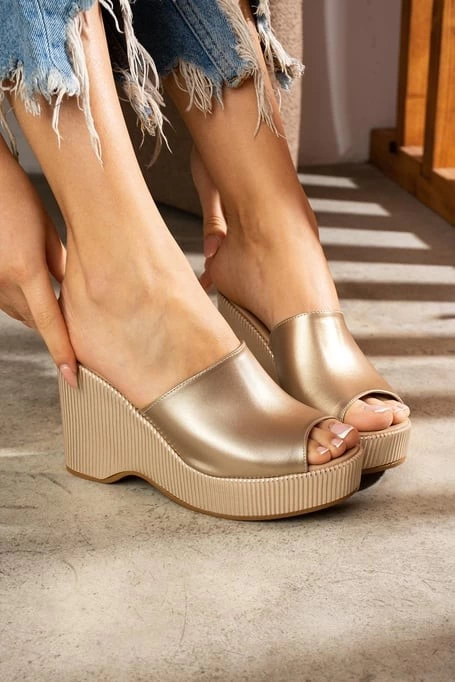 Tlay Bej Cilt Dolgu Topuk Terlik