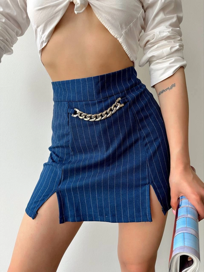 Zincir detaylı çizgili şort etek